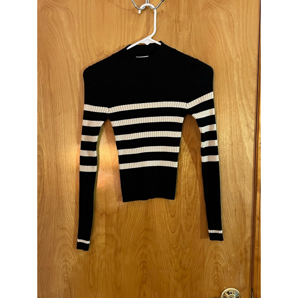 NOISY MAY Black & Beige Striped Ribbed Crew Neck Sweater Women’s Size S EUC